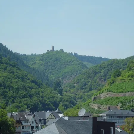 Apartment Ferienwohnung Burgenblick Cochem