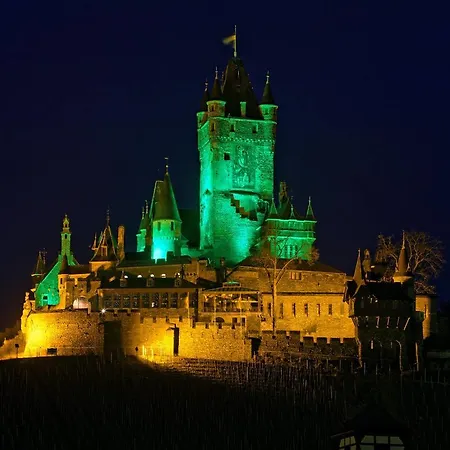 アパート Burgenblick